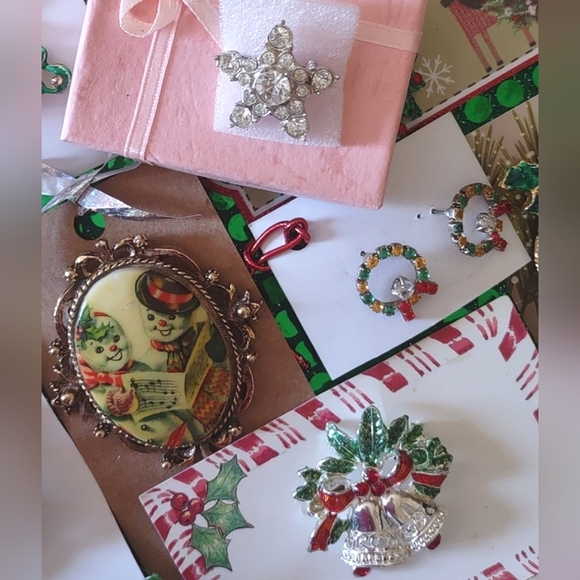 Vintage Rhinestone 5-pt Star Brooch - Picture 13 of 14